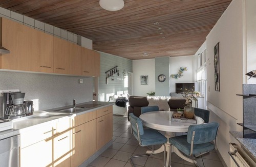 Sint Maartenszee Casa | Gezellige Recreatiebungalow op Boomrijk Park Gelegen Tegenover de Prachtige Duinenrij van Sint Maartenszee