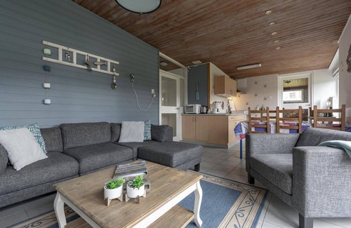 Sint Maartenszee Casa | Gezellige Recreatiebungalow op Boomrijk Park Gelegen Tegenover de Prachtige Duinenrij van Sint Maartenszee