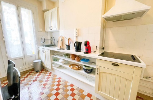 Quartier Chorier-Berriat Apartamento | #GF The Grenoble Beret ❤️ next to the train station et GEM