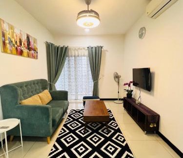 Kajang Apartamento | Gg’s Stay@Savanna Executive Suites,Southville City