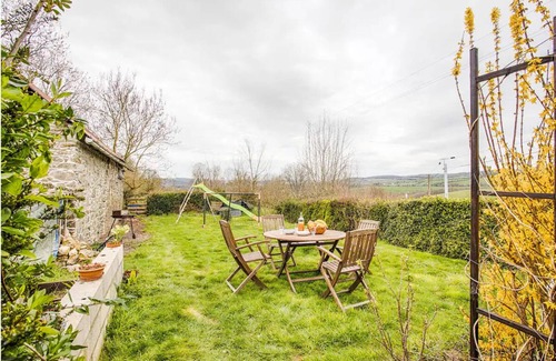 Pont-d'Ouilly Casa | GHK vacation homes -Garden-Wi-fi parking