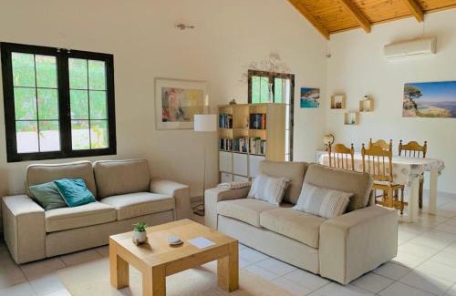 Messinia Casa | Gialova garden bungalow