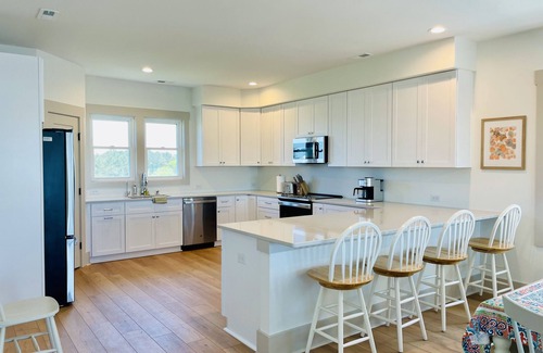 Carolina Beach Casa | GIANT HOUSE WITH GIANT WATER VIEWS! Walkable to all CB has to offer