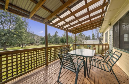 Maydena Cabaña | Giants Table and Cottages