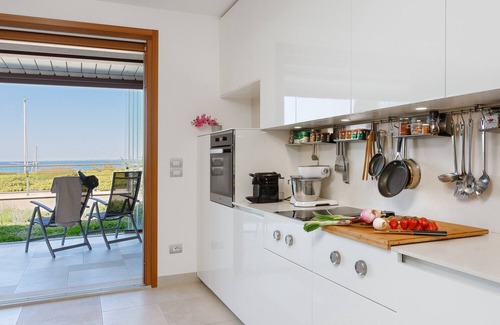 Portopiccolo Apartamento | Giardino vista castello - Portopiccolo Apartments