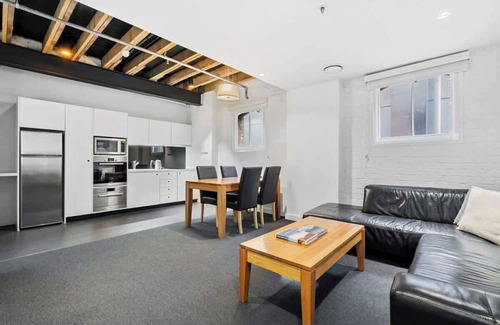 Sullivan's Cove Apartamento | Gibson's Mill waterfront warehouse apartment - 102
