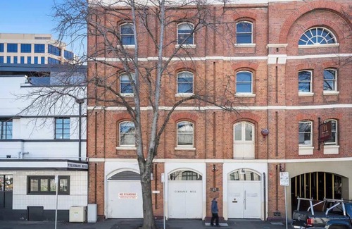 Sullivan's Cove Apartamento | Gibson's Mill waterfront warehouse apartment - 204