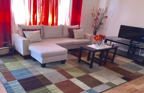 East New York Apartamento | Impresionante lugar de GIGI - Hermosa casa de 2 familias ubicada en la parte este de Brooklyn