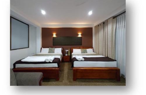 Mount Lavinia Hotel | Gihans Beach Resort