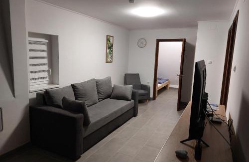 Szanazug Apartamento | Gilbert Apartman