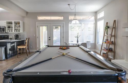 Gilbert Casa | Gilbert Douglas home