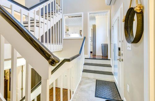 Gilford Casa | Gilford Townhome with Lakefront Beach and Pool Access!