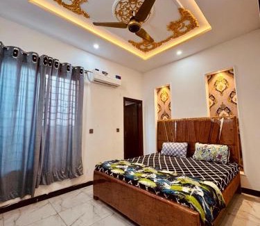 Multan Apartamento | Gill House