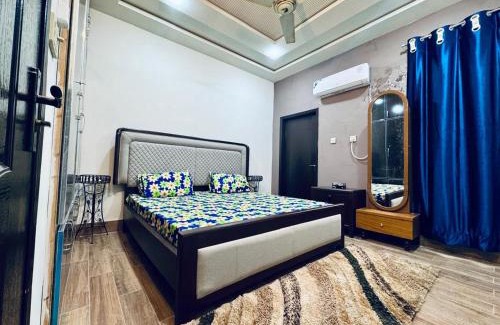 Multan Apartamento | Gill House