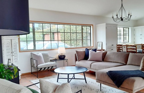 Matakana Casa | GILLMAN VINEYARD - MATAKANA HOLIDAY HOME, family friendly in Matakana