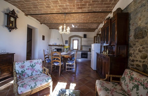 San Gimignano Apartamento | Gina, apartamento con vistas a las colinas de San Gimignano