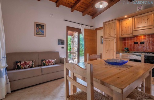 Santa Maria La Palma Cabaña | Ginestre Cottage with pool in the Nature Park of Porto Conte