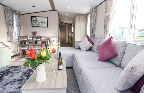 West Heslerton Cabaña | Ginger Fox Lodge