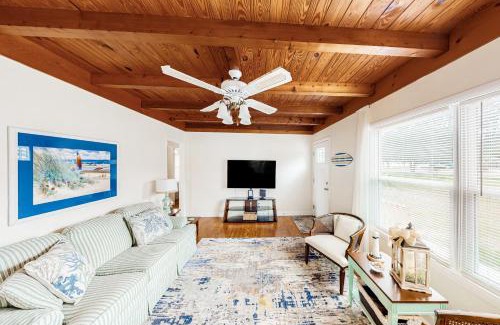 Long Beach Casa | Ginny's Coastal Cottage