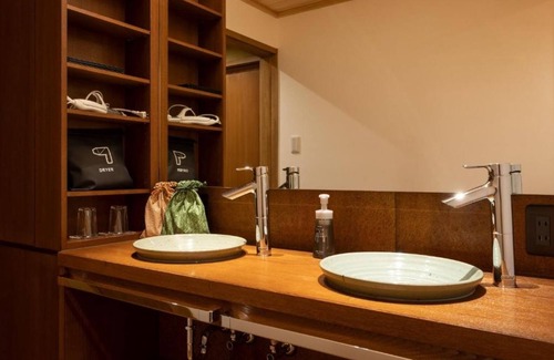 Gion Hotel | Ginsu JapaneseWestern style superior twin room / Kyoto Kyōto