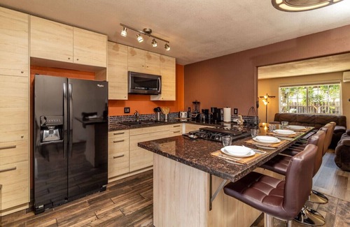 Castle Park Condominio | Casa de la jirafa - Chula Vista, CA