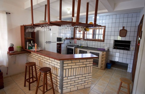 Garopaba Casa | Casa Verde - 2 suites y 1 habitación en el centro
