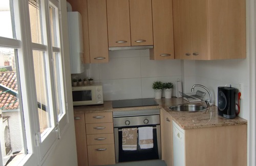 Barri Vell Apartamento | Girona-Costa Brava: Historical & Vintage