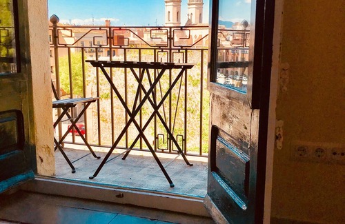 Barri Vell Apartamento | Girona-Costa Brava: Historical & Vintage