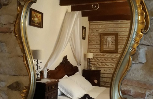 Sigalens Cama Y Desayuno | Gironde" guest room, swimming pool and Nordic bath
