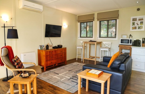 Gisborne Cabaña | Gisborne Peak Winery - Cottages - Vineyard Stay Macedon Ranges