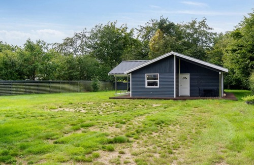 Hoeve Strand Casa | "Gisl" - 1.3km from the sea by Interhome