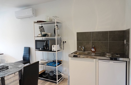 Lorris Apartamento | Gîte 2 to 4 pers. Heart of Orleans forest & SPA HAMMAM wellness area