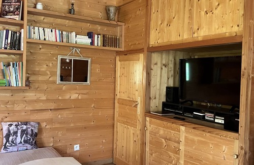 Thurageau Casa | Gîte 20 minutes from the FUTUROSCOPE, with COVERED SWIMMING POOL, SPA and SAUNA
