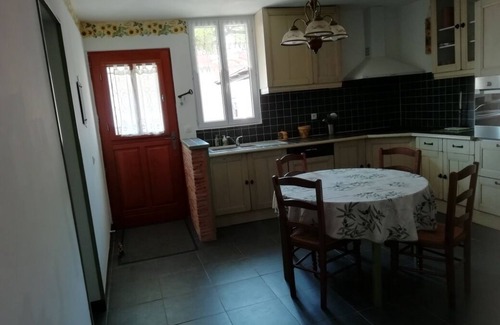 Saint-Martin-I'Astier Casa | Casa rural 4 personas ubicada en el valle de la isla.