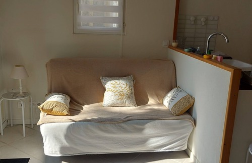 St.-Remy-de-Provence Apartamento | Estudio independiente en el campo.