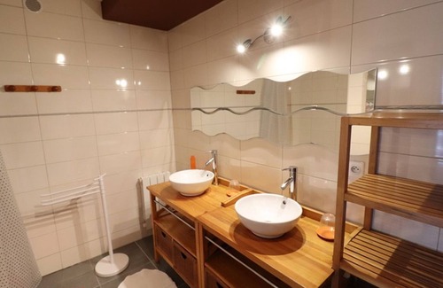 Besse Cabaña | Gite Besse, 4 bedrooms, 6 persons
