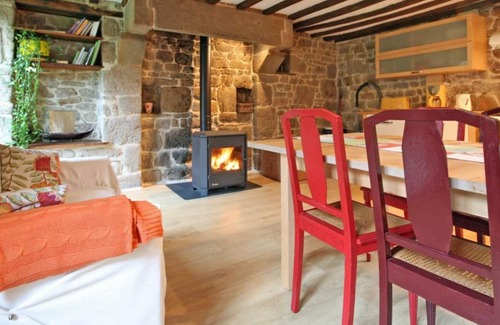 Breel Casa | Casa rural Bréel, 3 dormitorios, 5 personas
