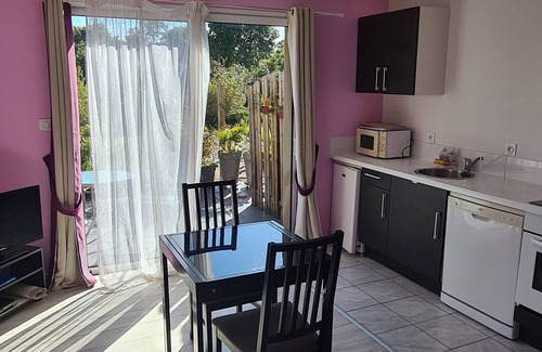 Theix-Noyalo Casa | Gîte Camaloth adapted for people with motor disabilities