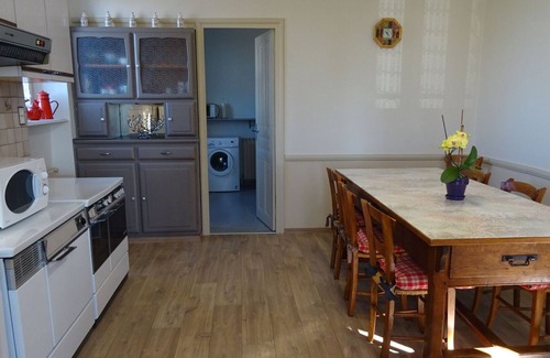 Centres Casa | Casa rural Centrès, 4 dormitorios, 6 personas