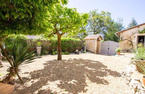 Champagnac-de-Belair Cabaña | Gite Champagnac-de-Belair, 2 bedrooms, 4 persons