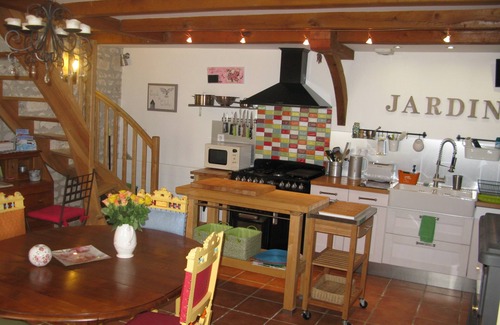 Theneuil Casa | CASA RURAL 4 **** climatizada y SPA