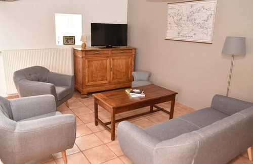 Cressanges Cabaña | Gite Cressanges, 3 bedrooms, 6 persons