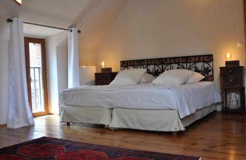 Aubigny-sur-Nere Casa | Gite de charme, automne en Sologne, séjour en famille, contes, jeux, balade nature en forêt & détente, centre Aubigny