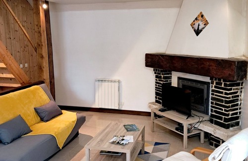 Sery Casa | Gite de l'écluse near voie verte and Vézelay