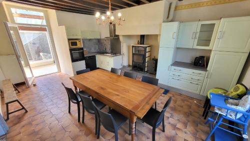 La Bazouge-des-Alleux Casa | Gite de la Fontaine