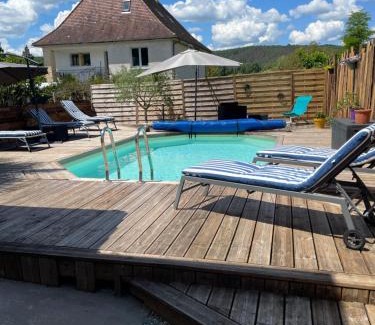 Saint-Leon-sur-Vezere Casa | gite de la croix