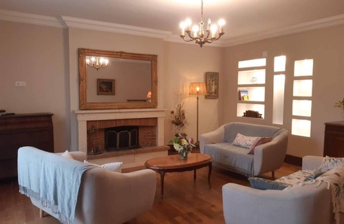 Cruejouls Casa | Gite de la Gratarelle (10 people) wheelchair accessible