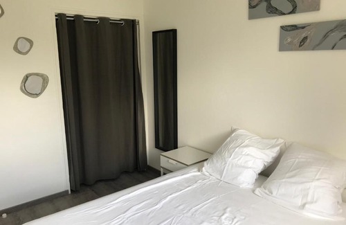Senille-Saint-Sauveur Casa | GITE DE LA JUSTICE