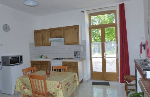 Brion Cabaña | Gite de la tour 50m² en brion en autunois 1 dormitorio 5 plazas