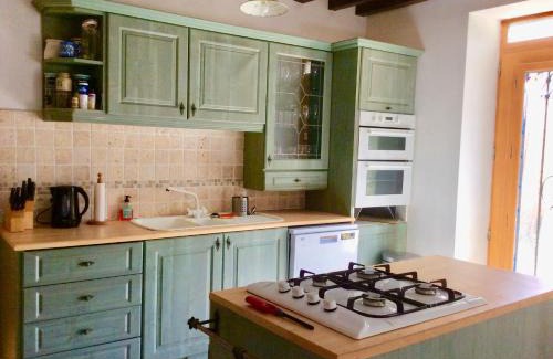 Sainte-Colombe-sur-Loing Casa | Gite de Pete
